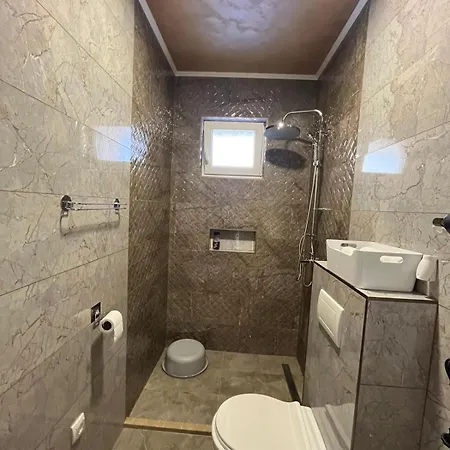 Angel's 1 Apartment